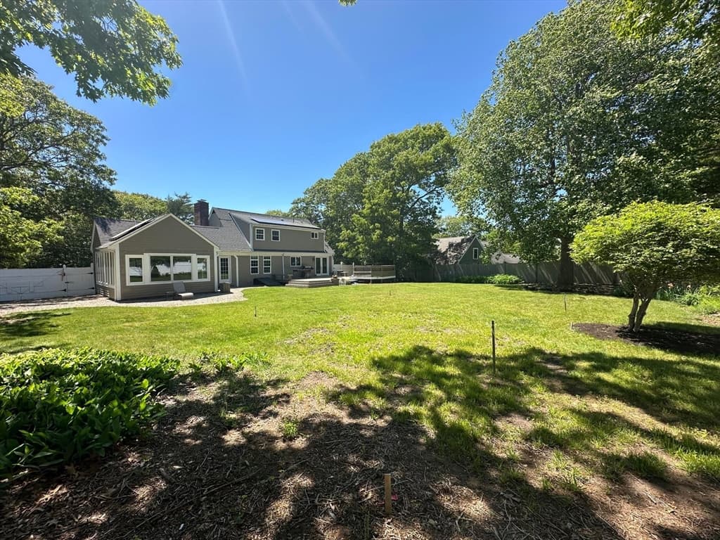 Single Family Residence at 3 Windmill Rd, Bourne MA 02532, photo 11 of 42