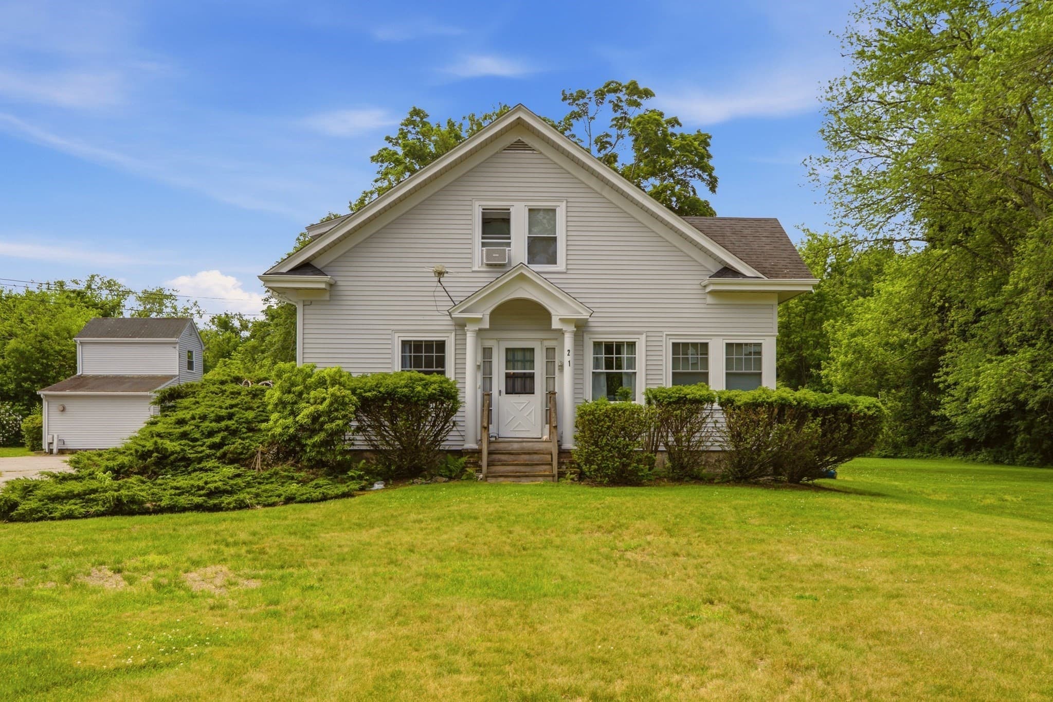 3 Family at 21 &31 East, Tiverton RI 02878, Tiverton, photo 5 of 35
