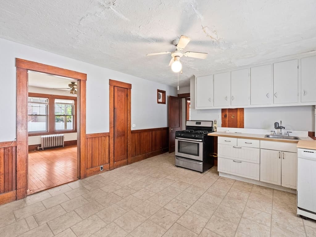 Single Family Residence at 104 Great Rd, Maynard MA 01754, Maynard, photo 12 of 36