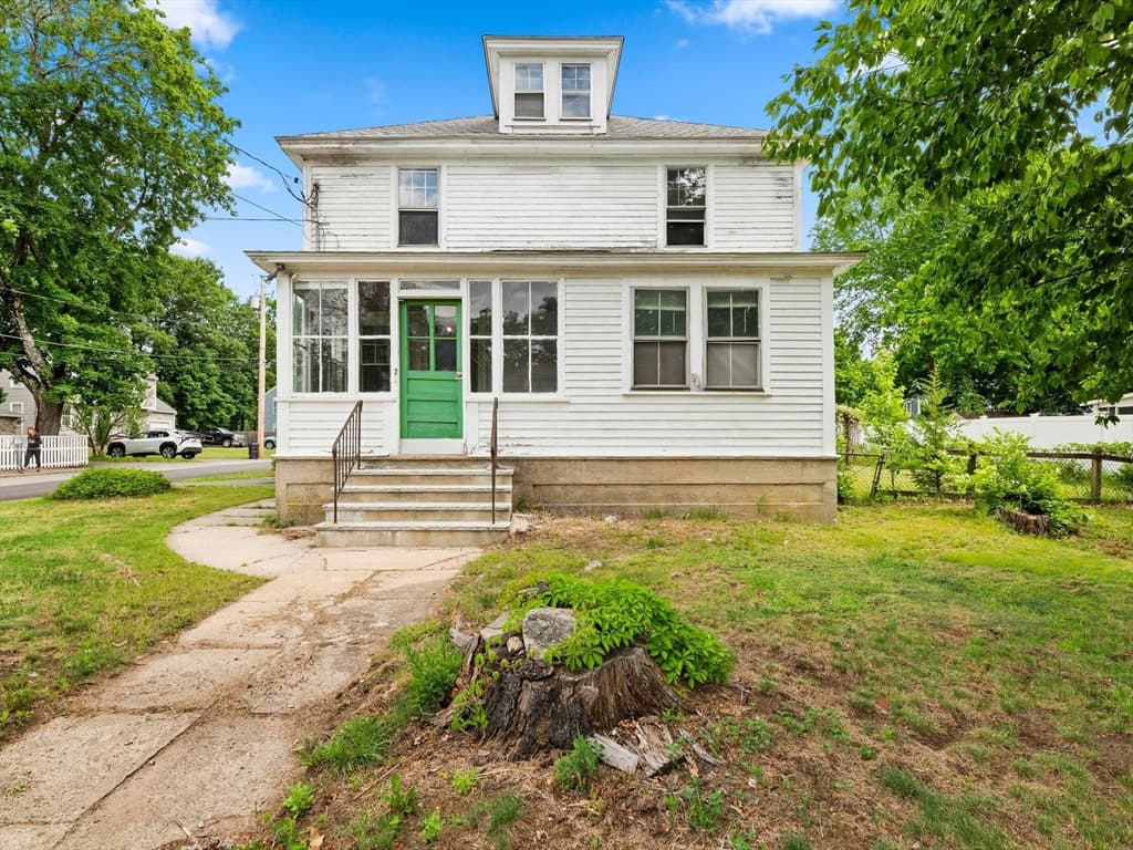 Single Family Residence at 104 Great Rd, Maynard MA 01754, Maynard, photo 3 of 36
