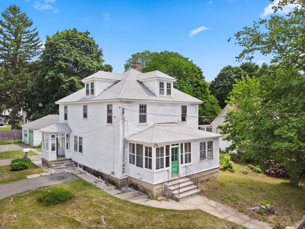 104 Great Rd, Maynard MA 01754