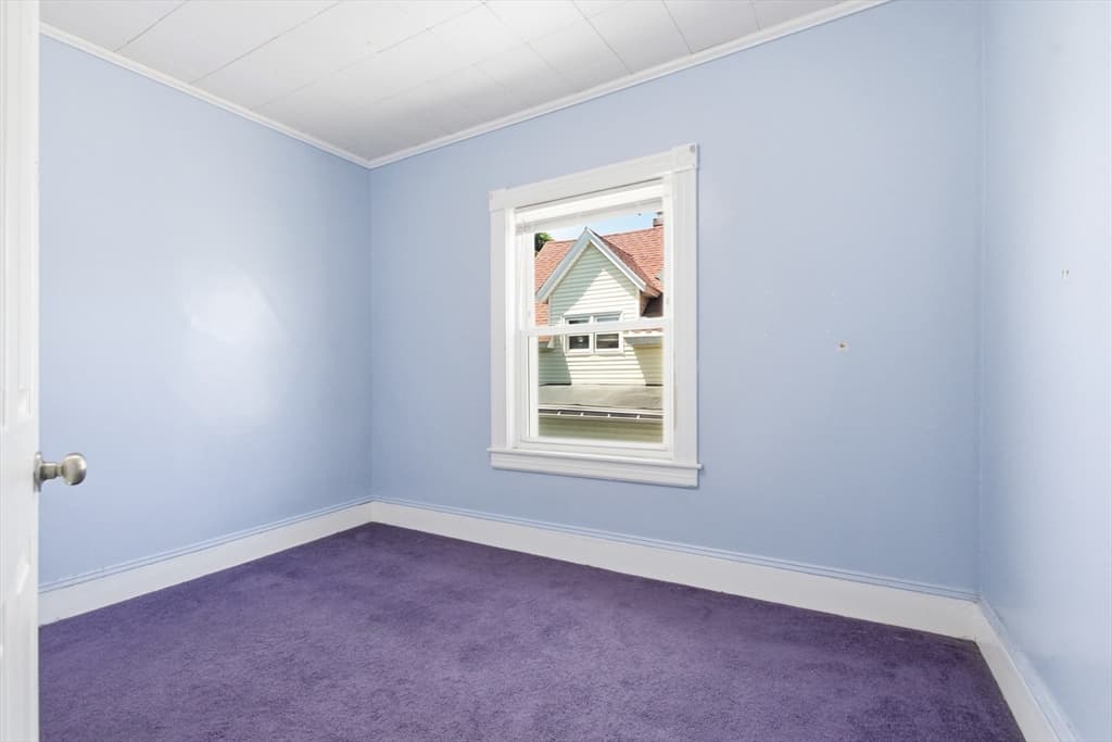 79 Warwick St, Lowell MA 01851 photo 23