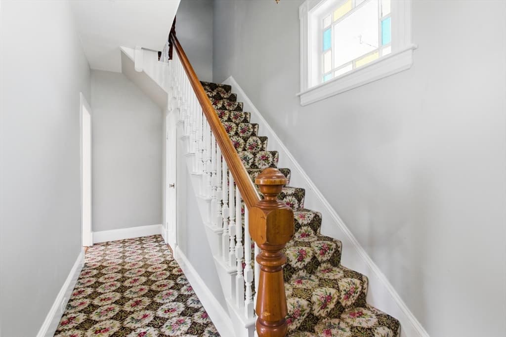79 Warwick St, Lowell MA 01851 photo 19