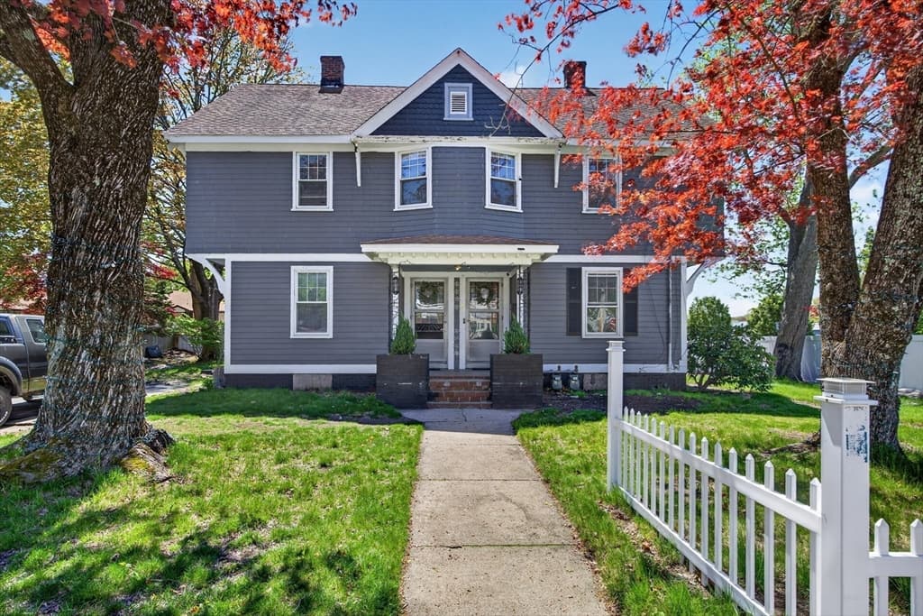 10-12 Olive St, Attleboro MA 02771