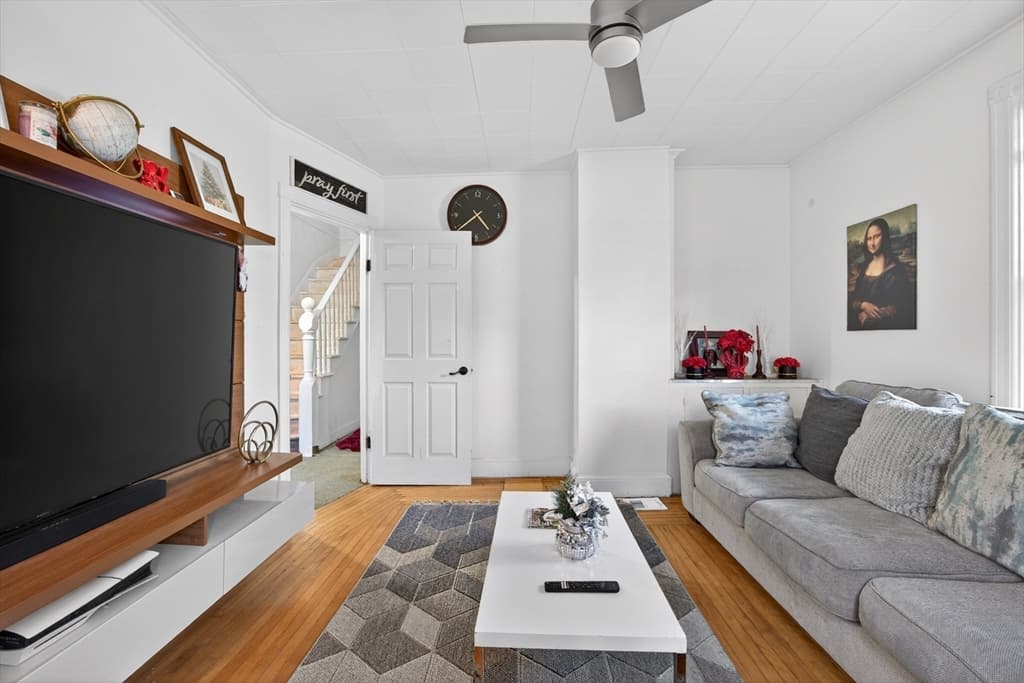 10-12 Olive St, Attleboro MA 02771 photo 9