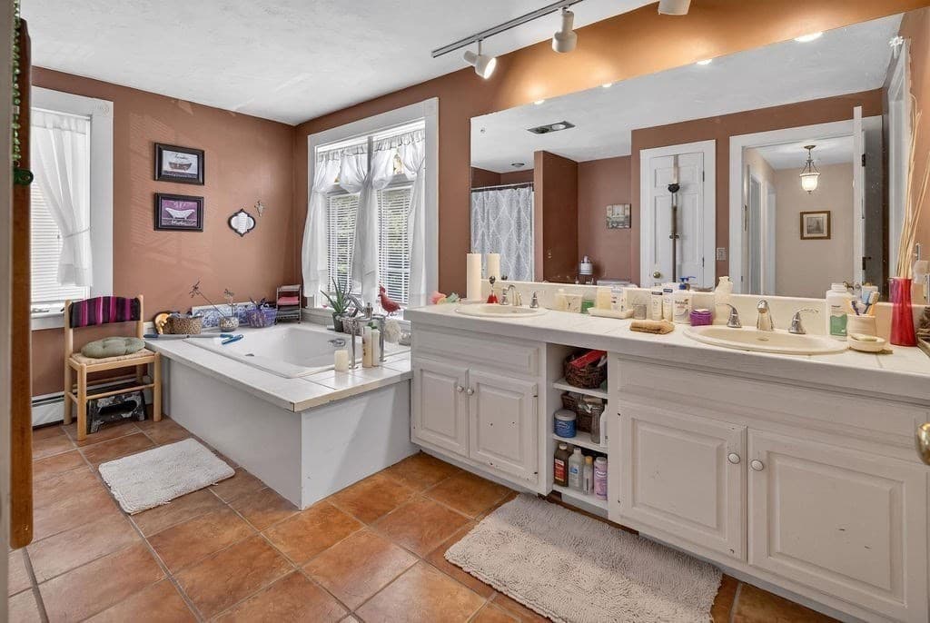 346 Judson St, Raynham MA 02767 photo 23
