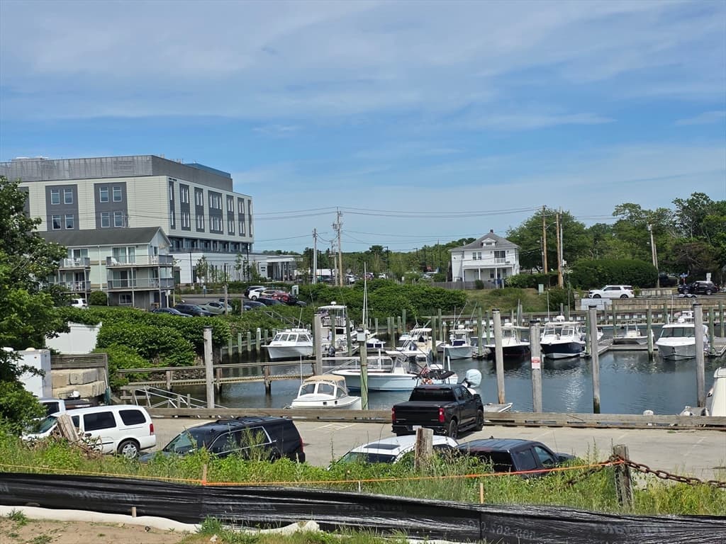 110 School St. # E202, Barnstable MA 02601
