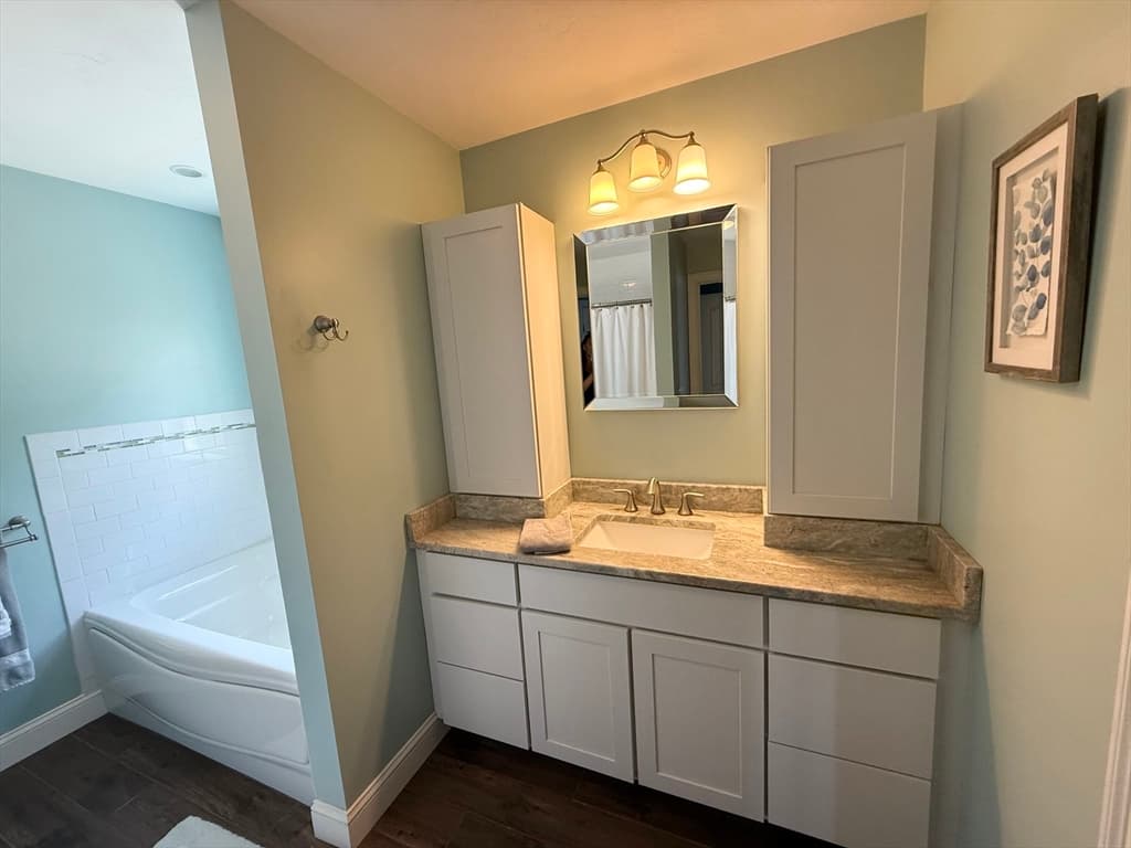 Single Family Residence at 121 Maple St, East Brookfield MA 01515, photo 22 of 40