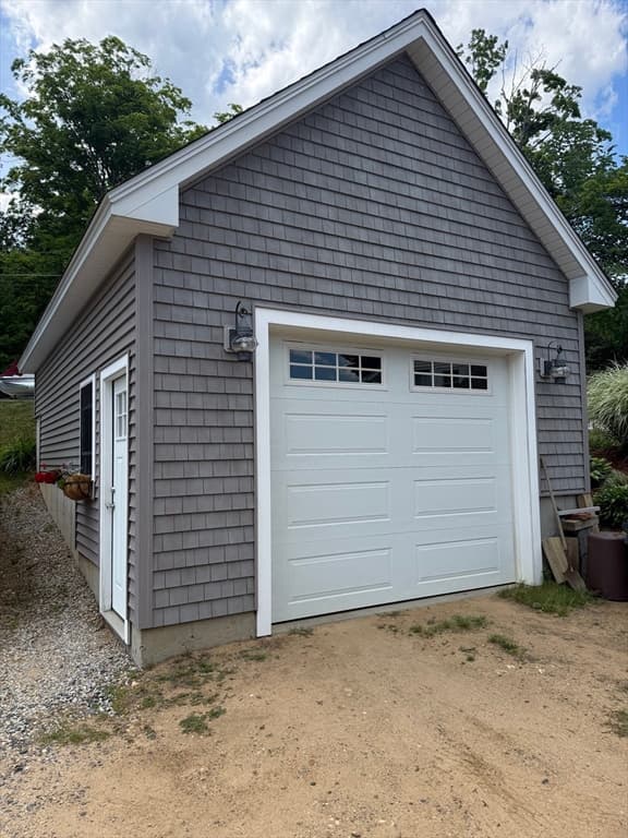 Single Family Residence at 121 Maple St, East Brookfield MA 01515, photo 37 of 40