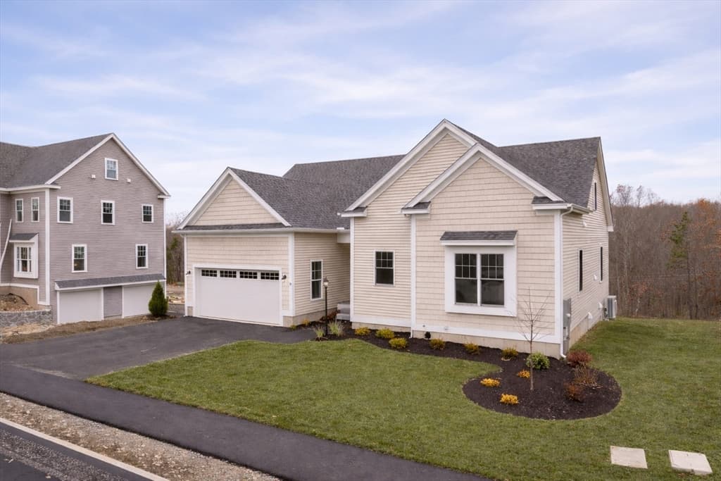 31 Strongwater Drive, Salem MA 01970