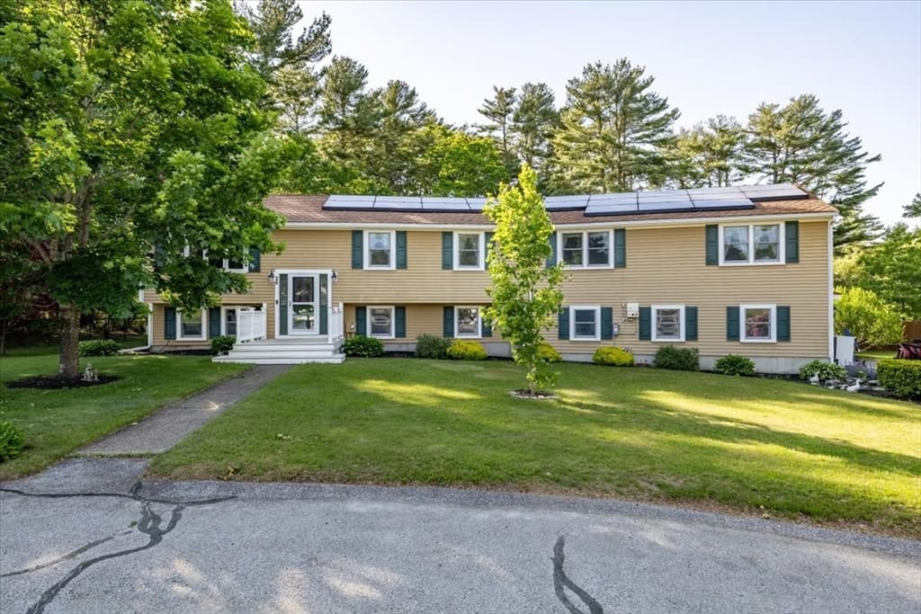 26 Brookings Dr, Kingston MA 02364