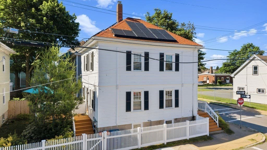 116 Liberty St, New Bedford MA 02740 photo 10