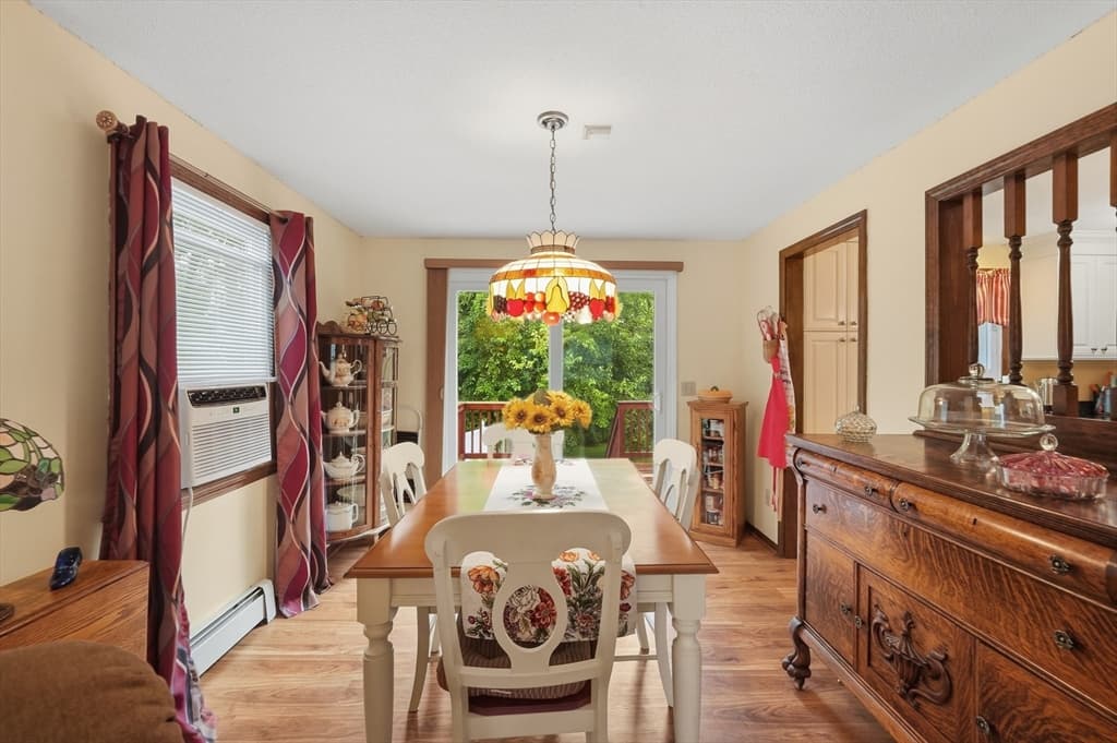 568 Lantern Ln, New Bedford MA 02740 photo 11