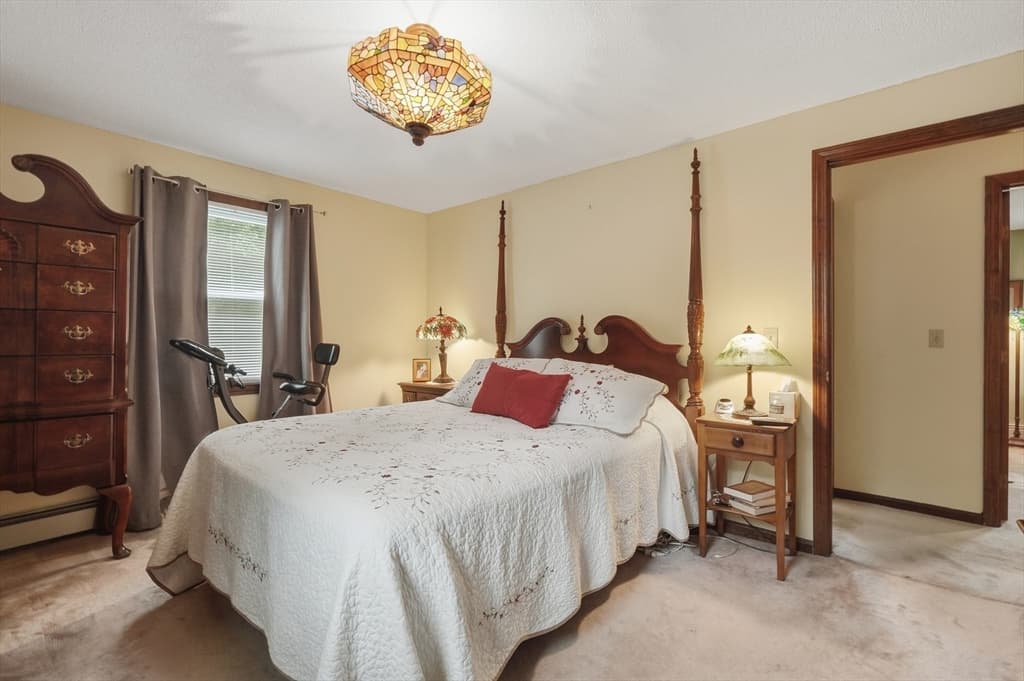 568 Lantern Ln, New Bedford MA 02740 photo 19