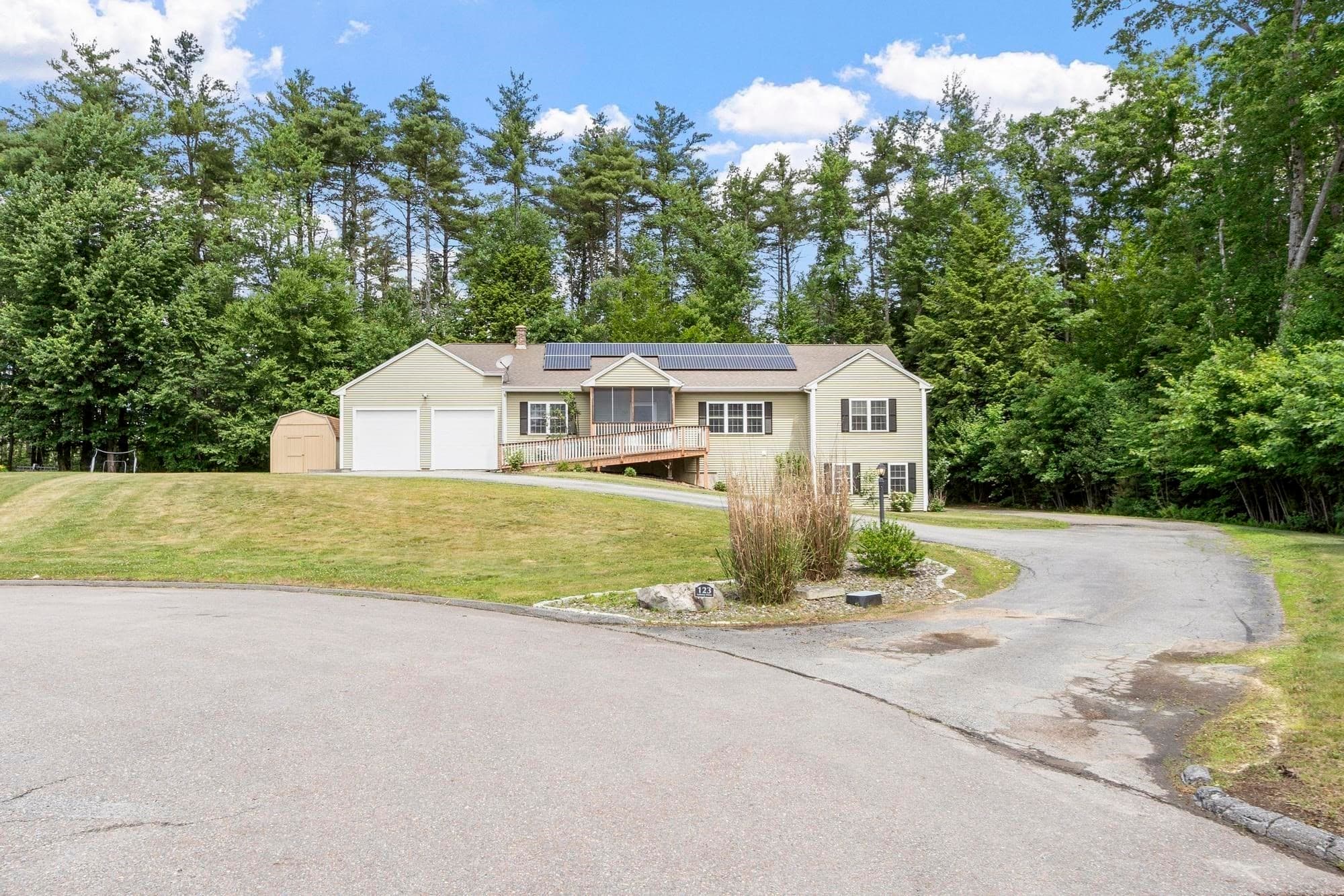 Single Family Residence at 123 Laitinen Dr, Gardner MA 01440, Gardner, photo 2 of 42