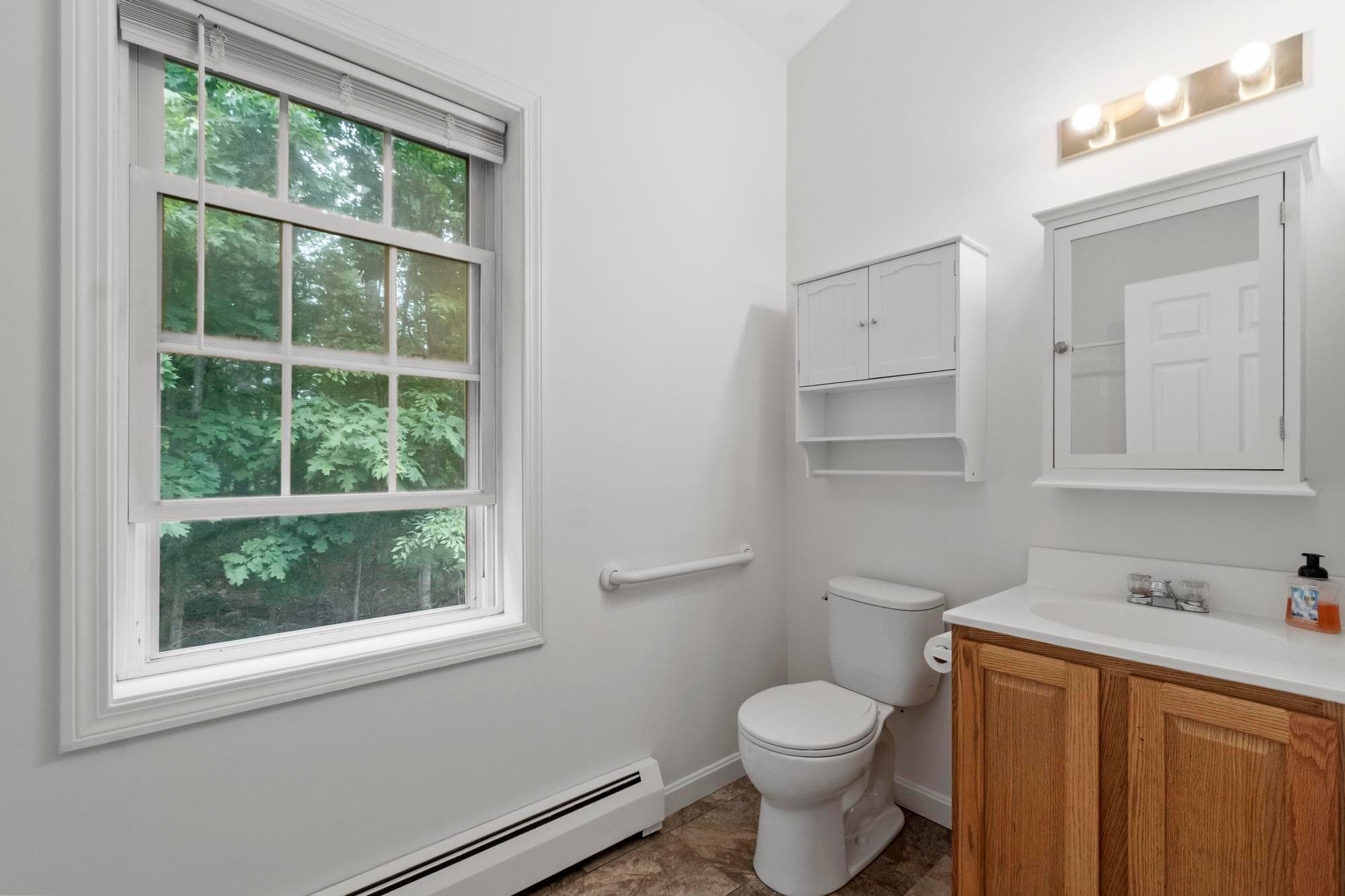 Single Family Residence at 123 Laitinen Dr, Gardner MA 01440, Gardner, photo 26 of 42