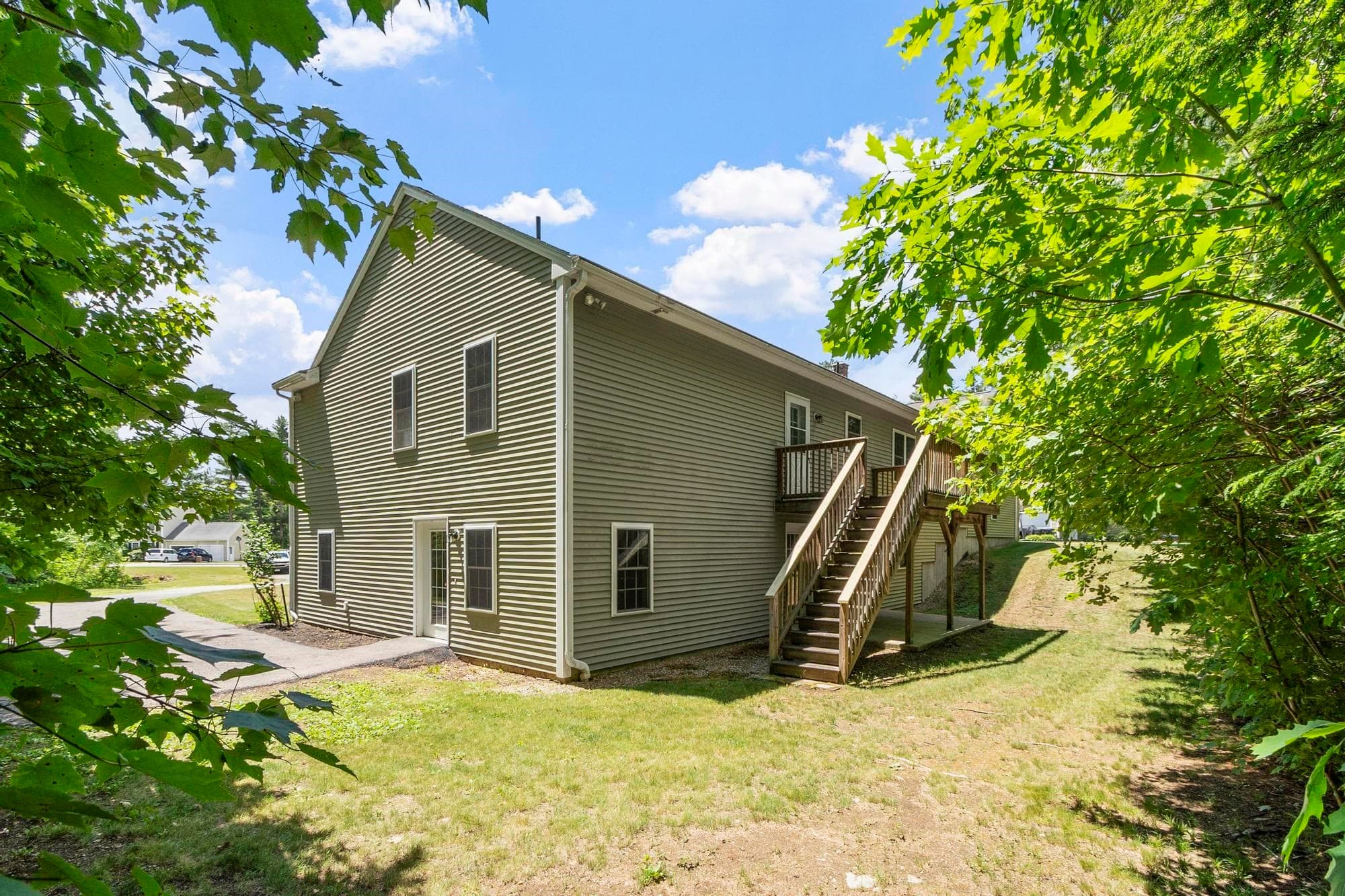 Single Family Residence at 123 Laitinen Dr, Gardner MA 01440, Gardner, photo 8 of 42