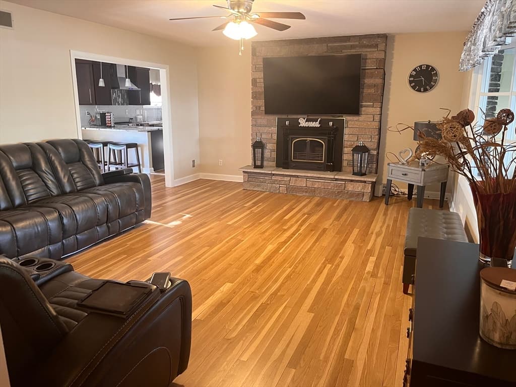 245 Cornell St, New Bedford MA 02740 photo 11