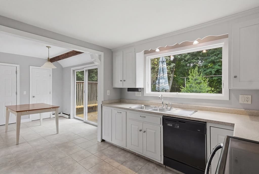 Single Family Residence at 18 Forrest Road, Topsfield MA 01983, Topsfield, photo 17 of 38