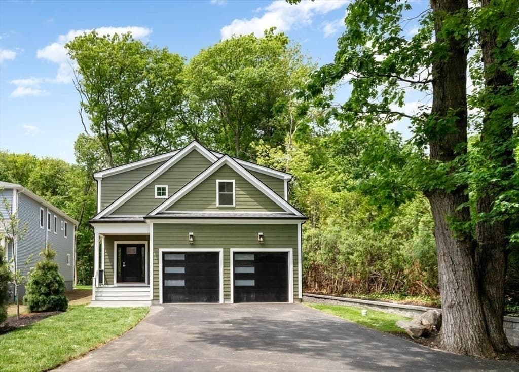 89 Spring St, Lexington MA 02421 photo 2