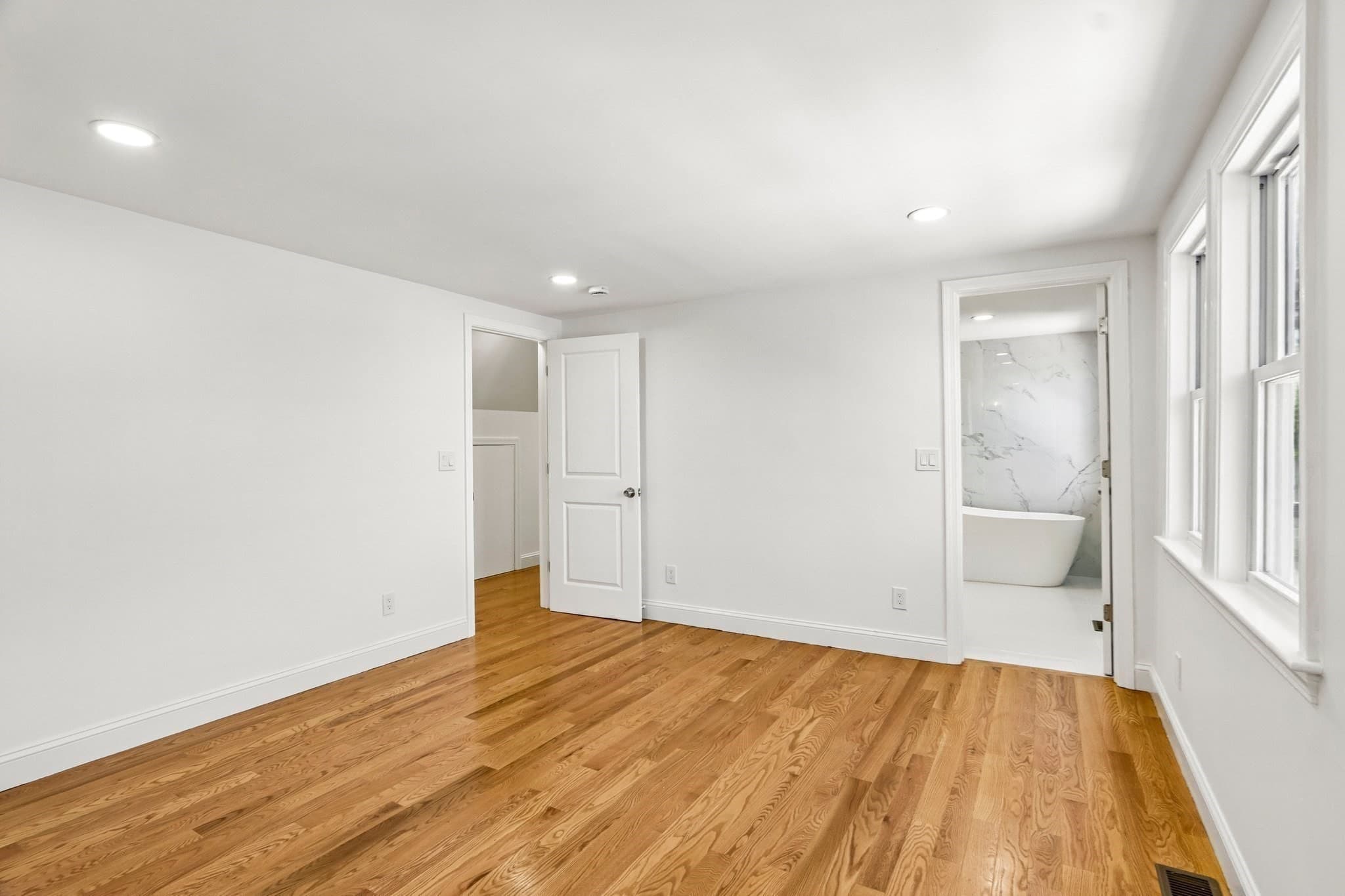 Condominium at 31 Coleman Rd # B, Arlington MA 02476, Arlington, photo 22 of 38