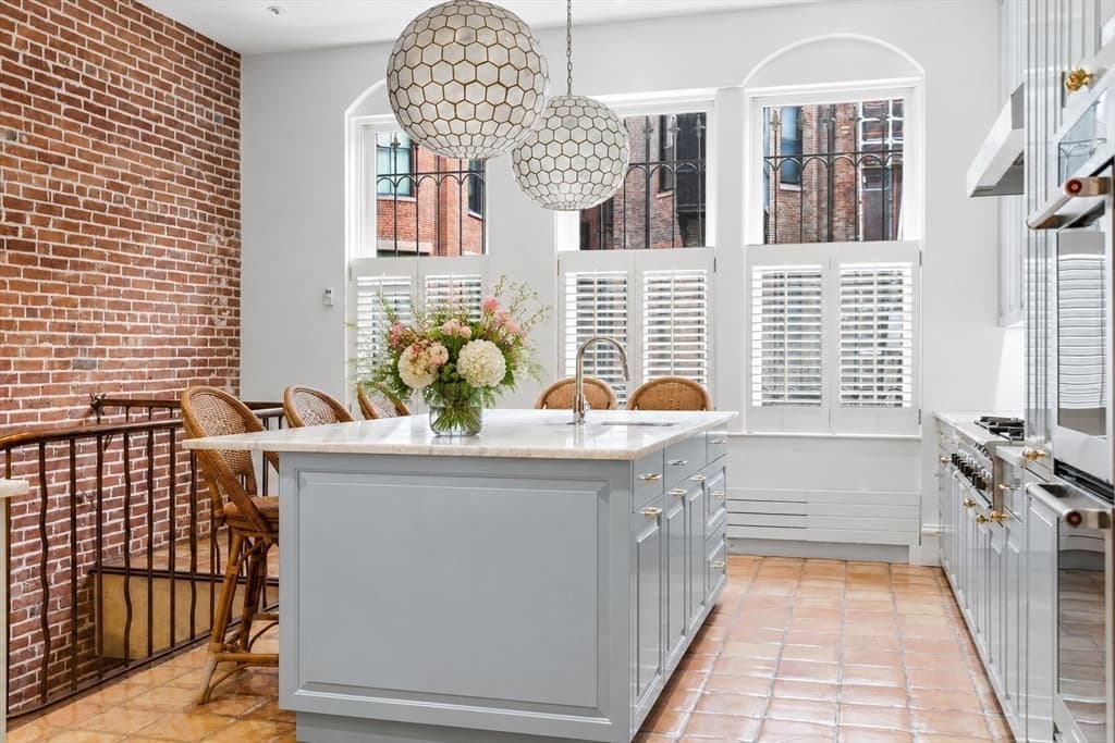 122 Marlborough Street, Boston MA 02116 photo 6