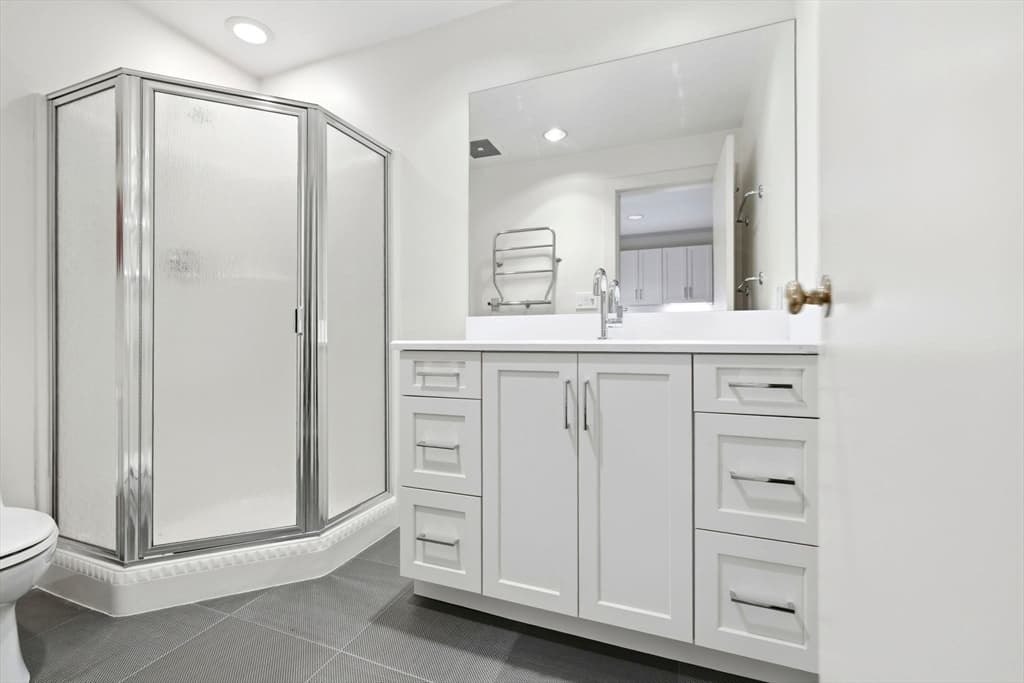 122 Marlborough Street, Boston MA 02116 photo 33