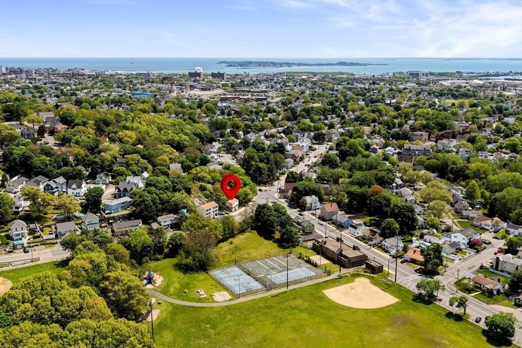 9-11 Dungeon Ave, Lynn MA 01905