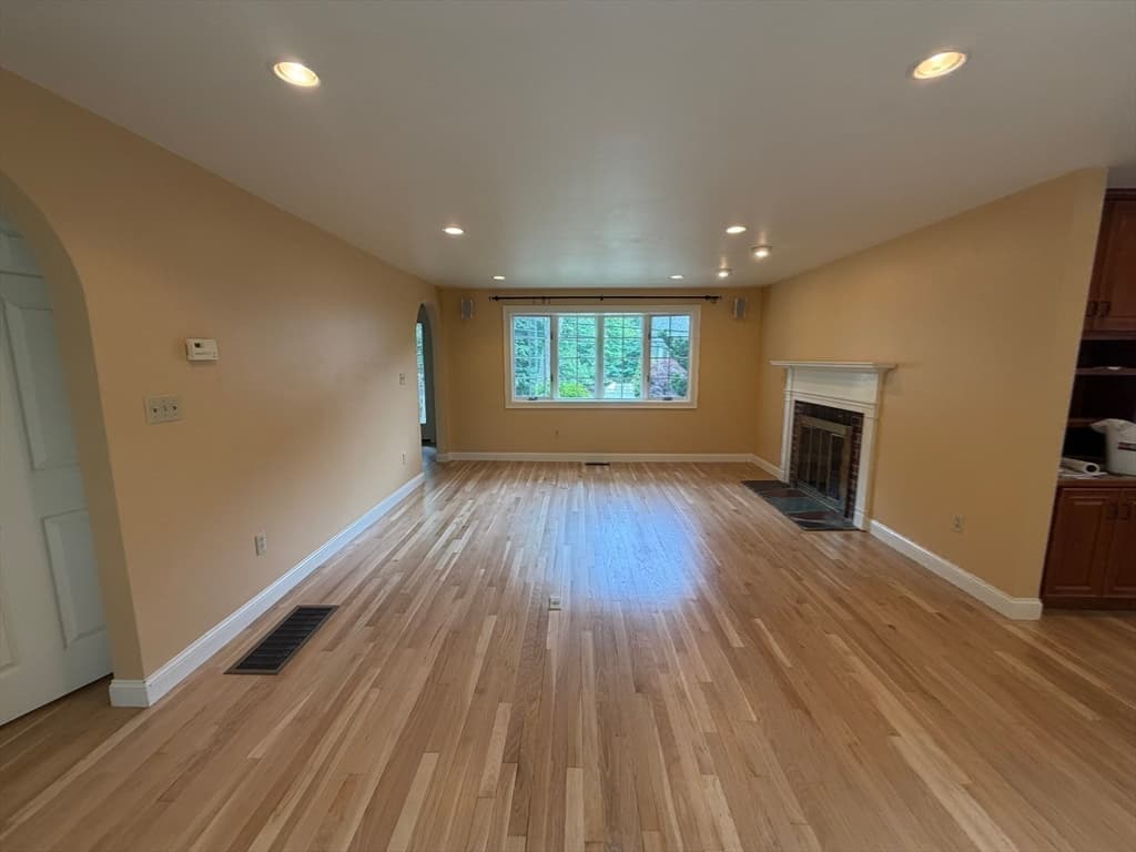 Single Family Residence at 132 Central St, North Reading MA 01864, North Reading, photo 15 of 39