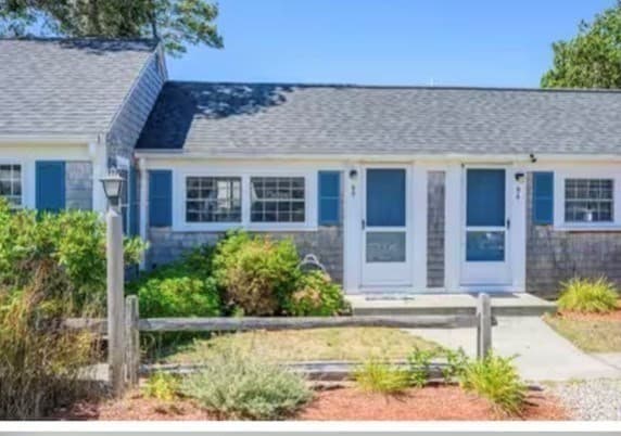 5 Polly Fisk Ln # 5, Dennis MA 02639