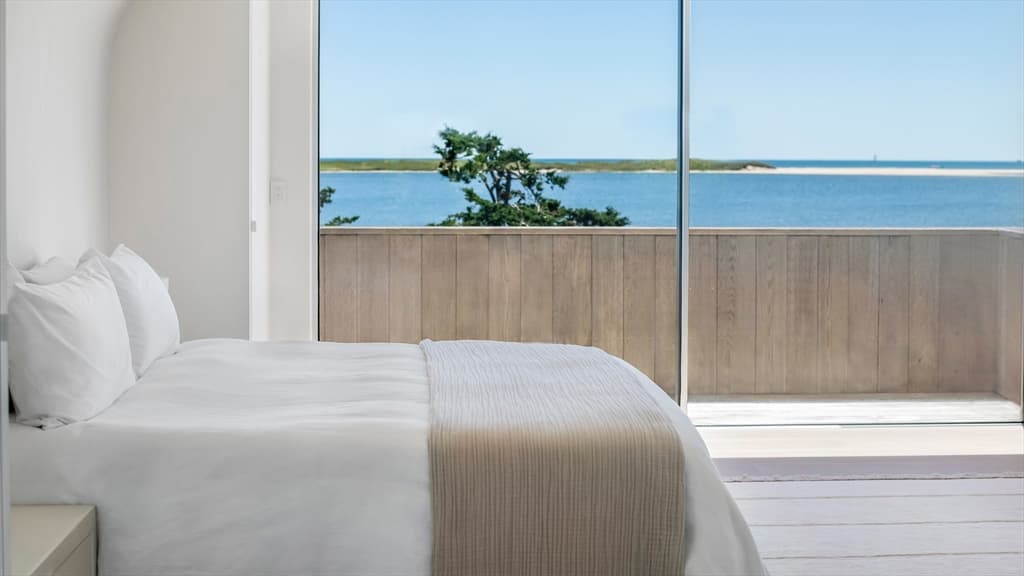 Single Family Residence at 61 Butlers Cove Road, Edgartown MA 02539, Edgartown, photo 12 of 26