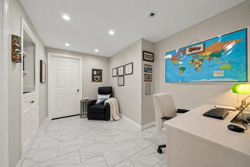 114 Longwater Dr, Hanover MA 02339 photo 25