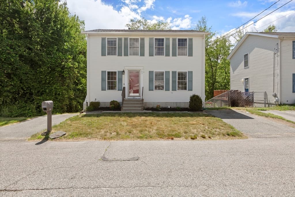 210 Morris St, Cumberland RI 02864