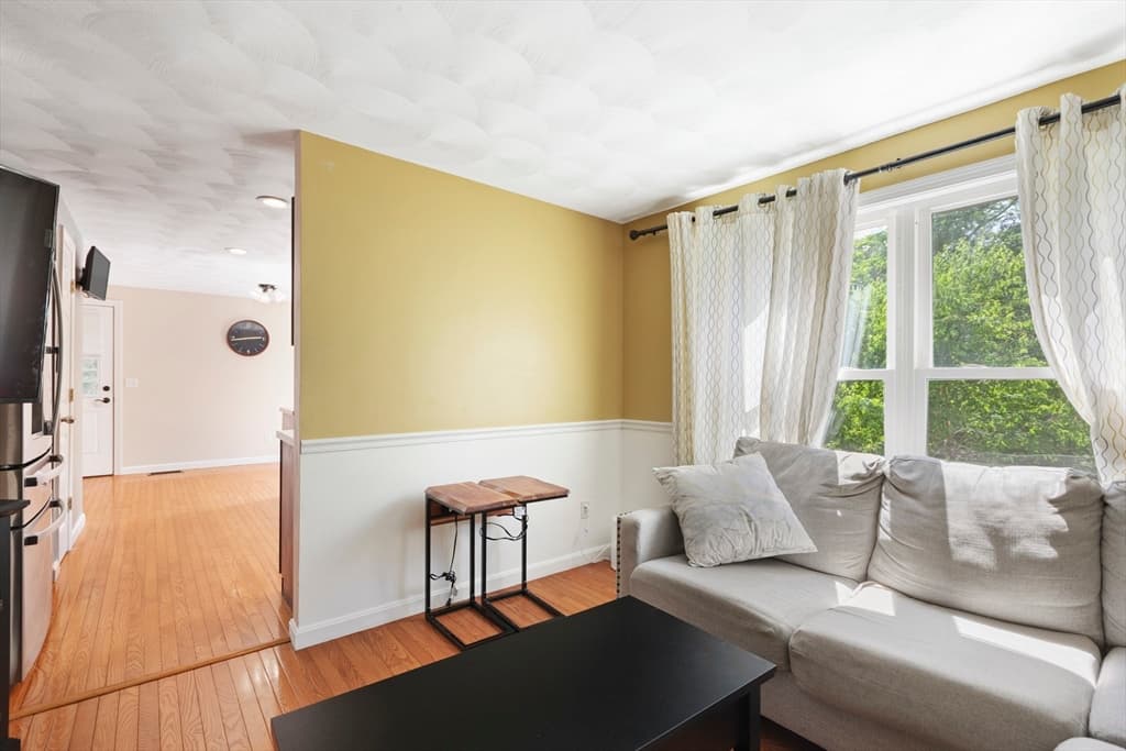 Single Family Residence at 210 Morris St, Cumberland RI 02864, Cumberland, photo 14 of 32