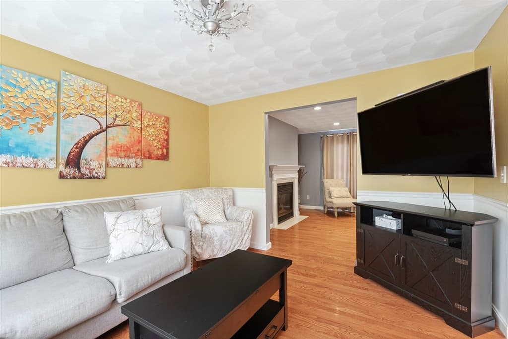 Single Family Residence at 210 Morris St, Cumberland RI 02864, Cumberland, photo 15 of 32