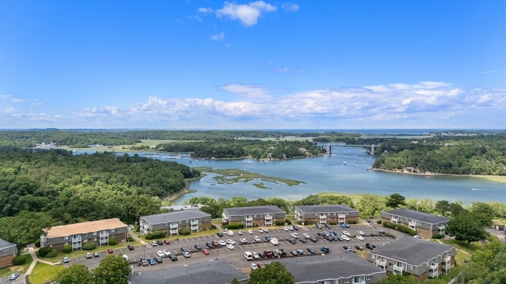 Condominium at 145 Essex Ave # 405, Gloucester MA 01930, Gloucester, photo 2 of 31