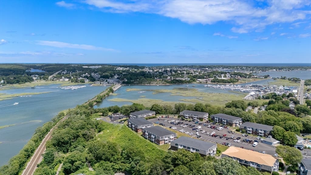 Condominium at 145 Essex Ave # 405, Gloucester MA 01930, Gloucester, photo 3 of 31