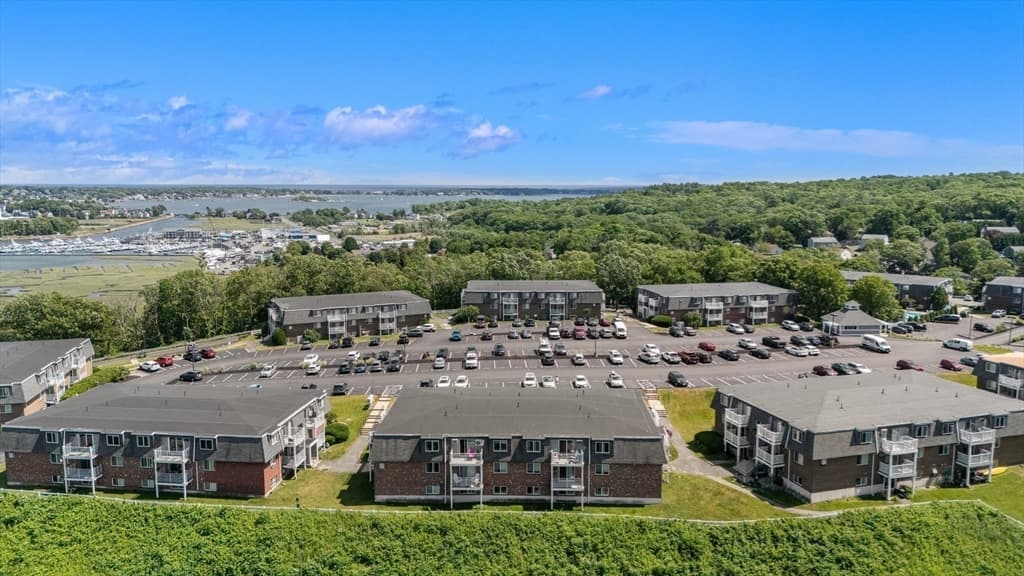 Condominium at 145 Essex Ave # 405, Gloucester MA 01930, Gloucester, photo 30 of 31