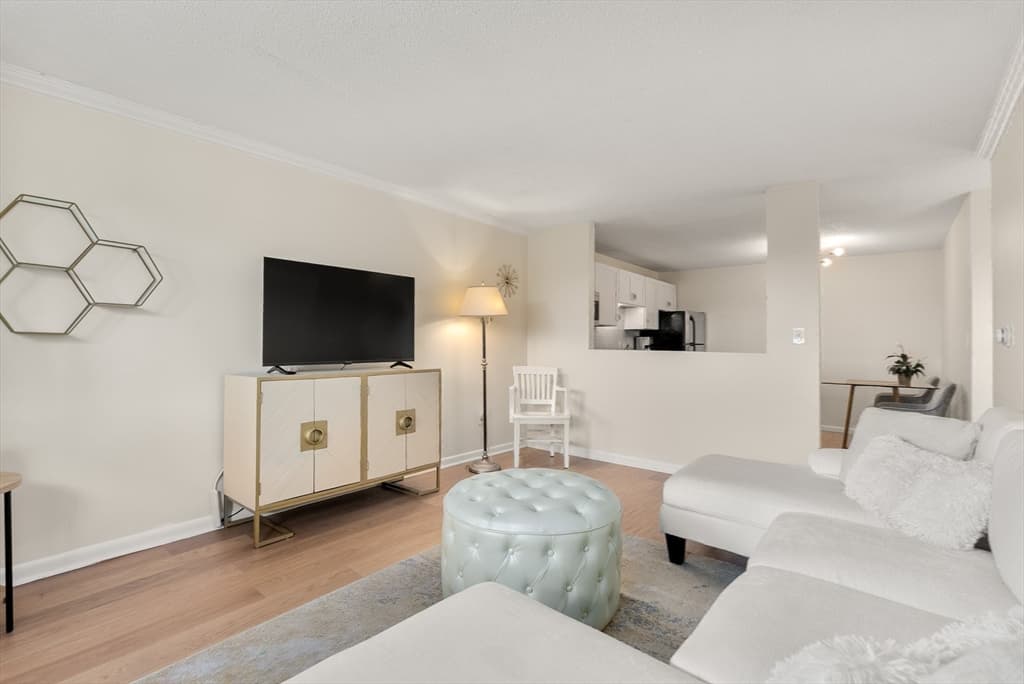 Condominium at 145 Essex Ave # 405, Gloucester MA 01930, Gloucester, photo 10 of 31