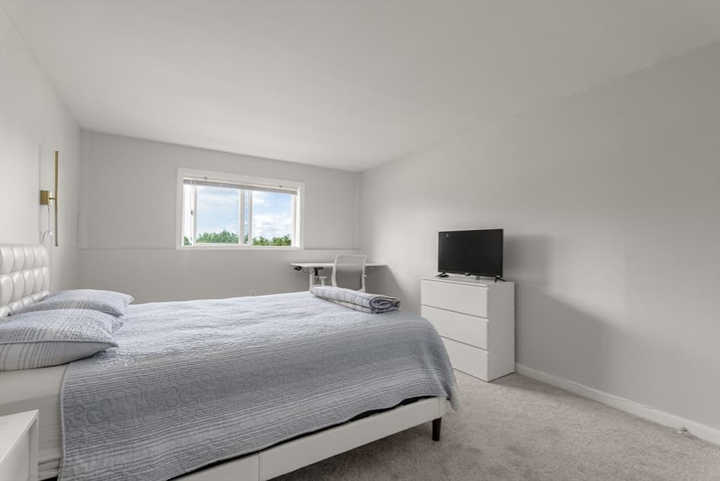 Condominium at 145 Essex Ave # 405, Gloucester MA 01930, Gloucester, photo 14 of 31