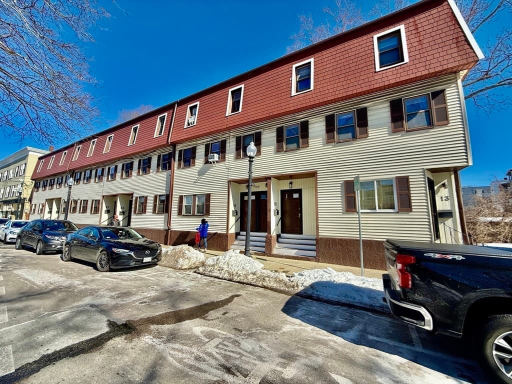 Condominium at 15 Berwick St # 15, Melrose MA 02176, Melrose, photo 26 of 27