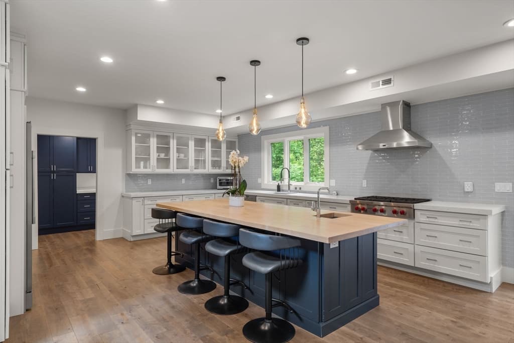 80 Locust Ln, Needham MA 02492 photo 7