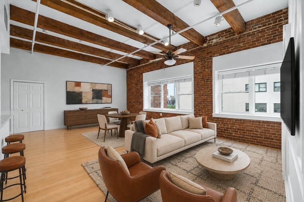 Condominium at 15 Sleeper St # 407, Boston MA 02210, photo 6 of 21
