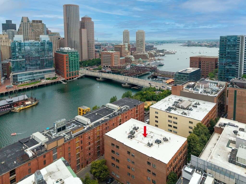 Condominium at 15 Sleeper St # 407, Boston MA 02210, photo 20 of 21