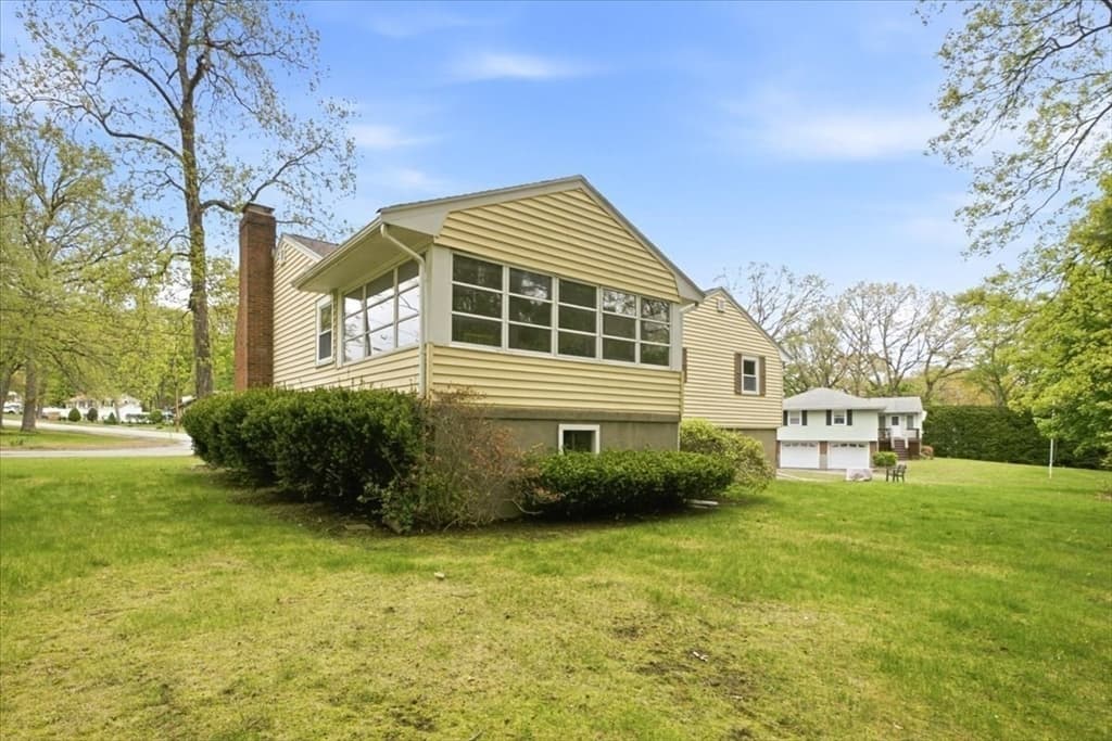 29 Devon Rd, Norwood MA 02062 photo 32