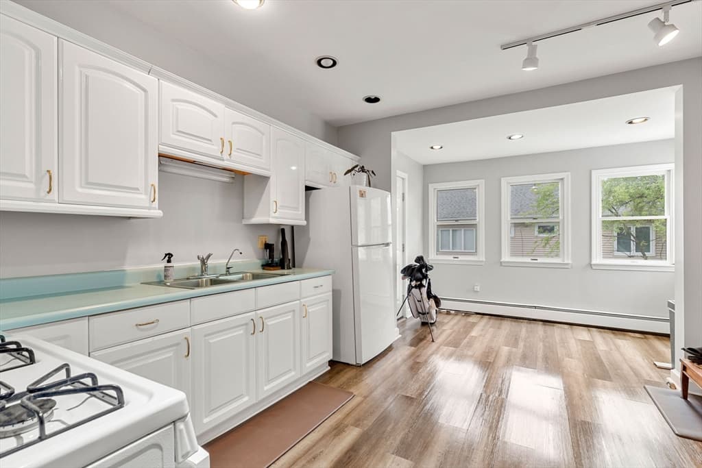 11 Pinkert St, Medford MA 02155 photo 22