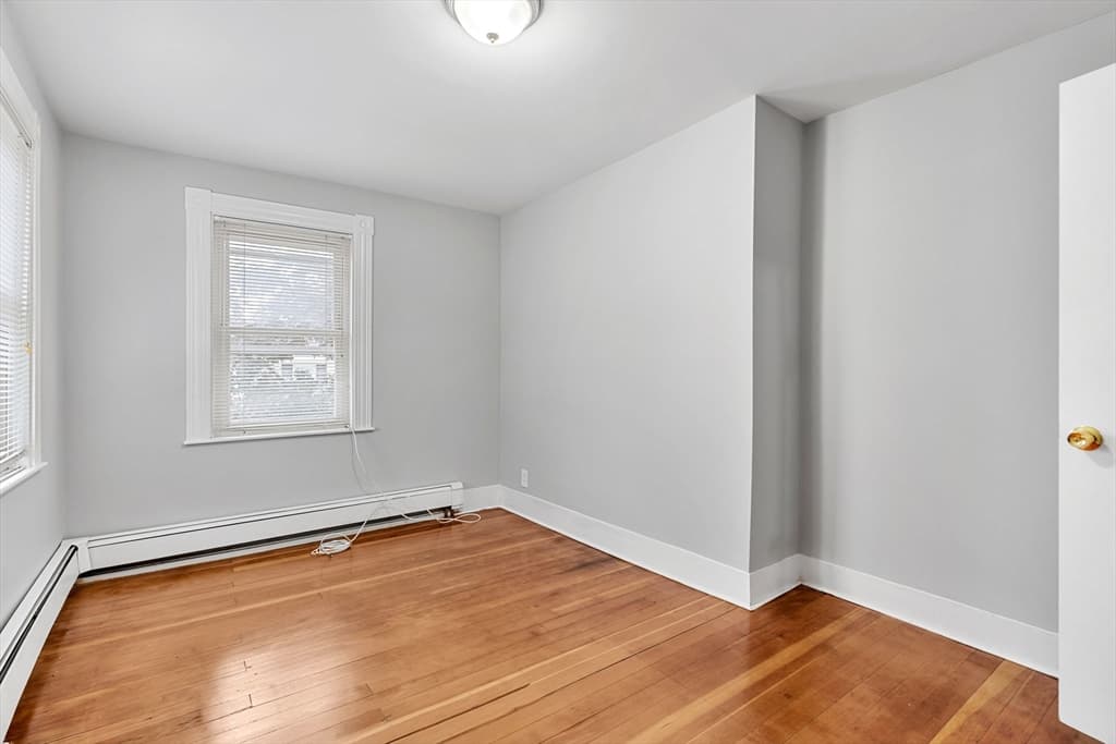 11 Pinkert St, Medford MA 02155 photo 5