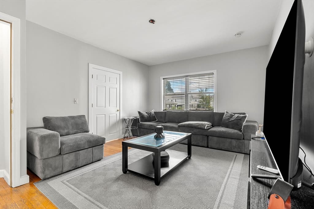 11 Pinkert St, Medford MA 02155 photo 21