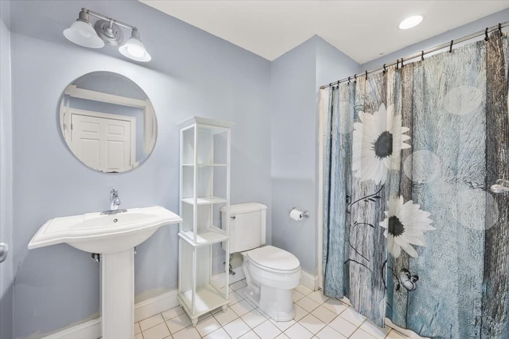 Condominium at 2 Bogey Way # 2, Lakeville MA 02347, Lakeville, photo 22 of 27