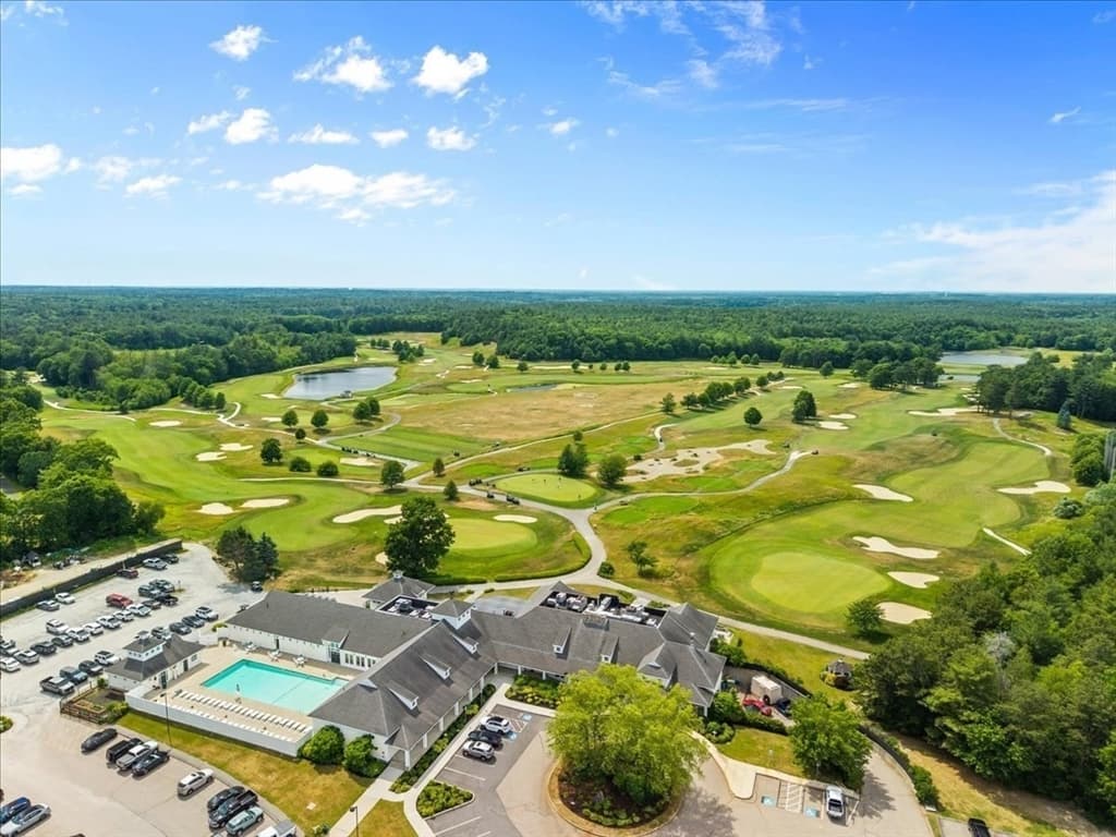 Condominium at 2 Bogey Way # 2, Lakeville MA 02347, Lakeville, photo 3 of 27